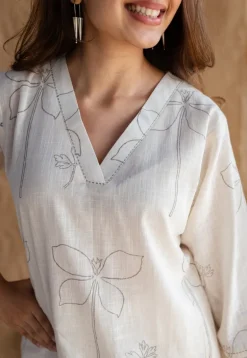 Aairah Dabu Slub Cotton Hand Embroidered Co-ord Set (Set of 2)