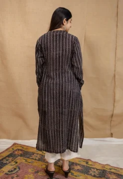 Aamani Black Ajrakh Crush Cotton Straight Kurta