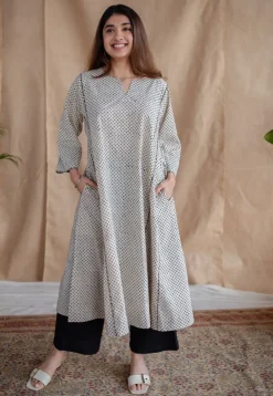 Aashi Fakira Mul Jhabba Kali Kurta