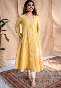 Affana Dabu Slub Cotton Kali Kurta