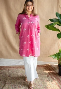 Aiza Dabu Slub Cotton Kurta