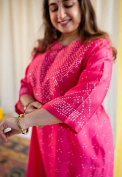 Arna Bandhani Chanderi Silk Kurta with Mukaish Detailing