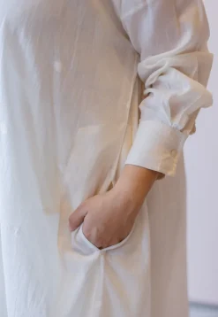 Asha Off White Jamdani Handloom Cotton Anti-Fit Kurta