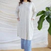 Baani Off White Loose Handwoven Kala Cotton Kurta
