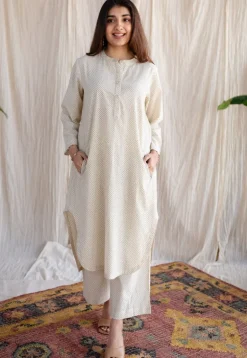 Bombay Off White Ajrakh Cotton Loose Kurta with Hand Embroidery