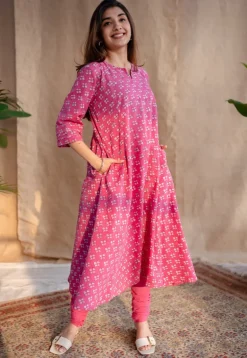 Eaira Dabu Slub Cotton Hand Embroidered Kali Kurta