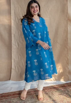 Eshma Dabu Slub Cotton Kali Kurta