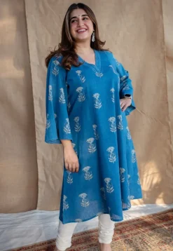 Eshma Dabu Slub Cotton Kali Kurta