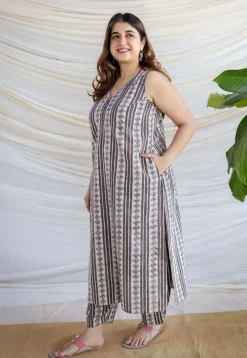 Hanifa Grey Batik Cotton Straight Kurta