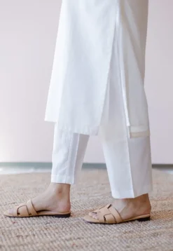 Hemali White Solid Handloom Cotton Straight Kurta