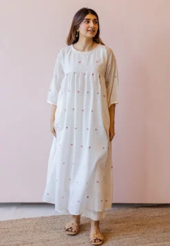 Isha Off White Jamdani Handloom Cotton A Line Kurta