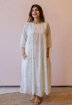 Isha Off White Jamdani Handloom Cotton A Line Kurta
