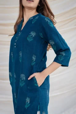 Jinal Slub Cotton Indigo Kurta