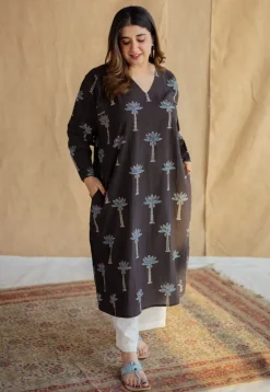 Jinat Charcoal Ajrakh Cotton Jhabba Kali Kurta
