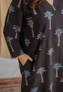 Jinat Charcoal Ajrakh Cotton Jhabba Kali Kurta