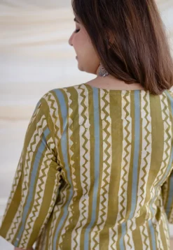 Kaina Green Batik Kali Cotton Kurta