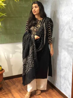 Kashvi Black Bandhej Kurta + Dupatta