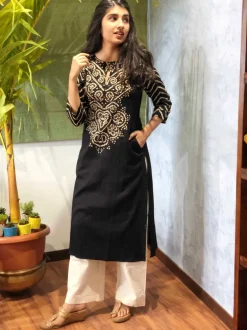 Kashvi Black Bandhej Kurta + Dupatta
