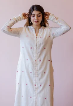 Mahi Off White Jamdani Handloom Cotton Straight Kurta