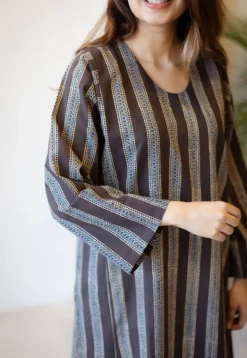 Meeta Charcoal Ajrakh Cotton Anti-Fit Kurta