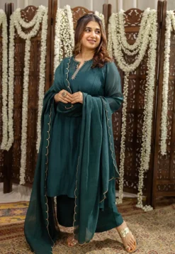 Mehar Emerald Green Chanderi Silk A Line Hand Embroidered Kurta Set (Set of 3)
