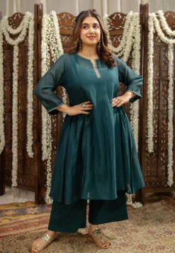 Mehar Emerald Green Chanderi Silk A Line Hand Embroidered Kurta Set (Set of 3)