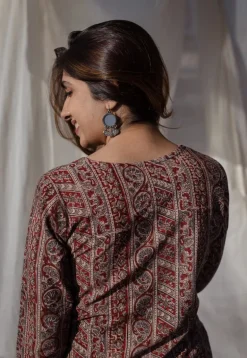 Naveli Kalamkari Cotton Kurta