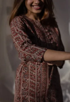 Naveli Kalamkari Cotton Kurta