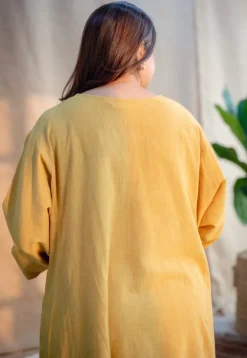 Nyra Slub Cotton Embroidered Jhabba Kali Kurta