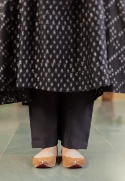 Prita Black Solid Chanderi Silk Narrow Pant