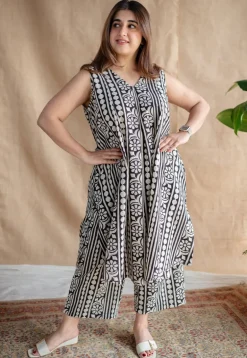 Raahi Fakira Mul Co-Ord Set