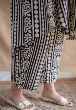 Raahi Fakira Mul Co-Ord Set
