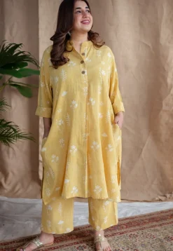 Riham Dabu Slub Cotton Hand Embroidered Co-ord Set
