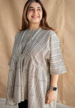 Rumeha Fakira Cotton Top