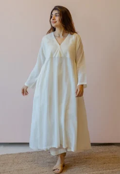 Sana Off White Solid Handloom Cotton Anti-Fit Kurta