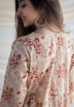Seerat Kalamkari Kali Kurta