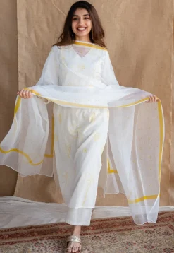 Seira Dabu Slub Cotton Hand Embroidered Kurta