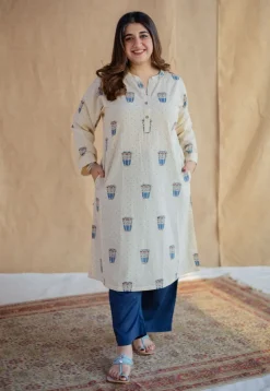 Shirin Off White Ajrakh Cotton Straight Kurta