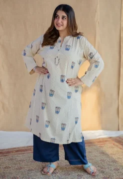 Shirin Off White Ajrakh Cotton Straight Kurta