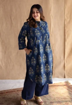 Shrishti Indigo Ajrakh Cotton Straight Kurta
