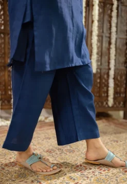 Sudiksha Navy Blue Chanderi Silk Straight Hand Embroidered Kurta Set (Set of 3)
