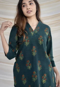Tara Slub Cotton Short Kurta