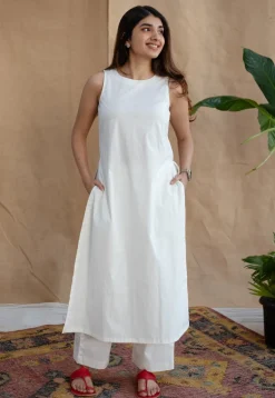 TIECO DyeVerse - White Poplin Cotton Embroidered Kurta