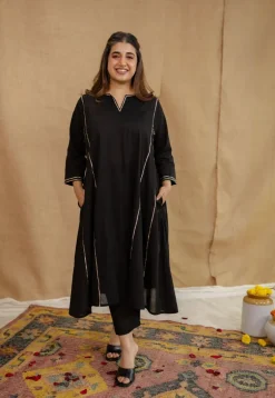 Vamika Mulmul Cotton Black Jhabba Kali Kurta Set (Set of 3)