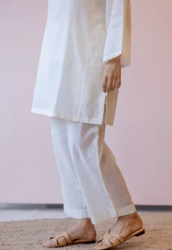 Veda Off White Solid Handloom Cotton A Line Kurta