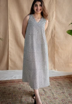 Veena Fakira Mul Dress
