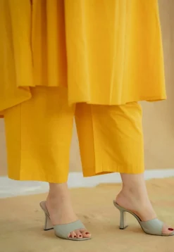 Yashi Mustard Solid Kala Cotton Straight Pant