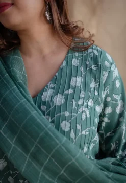 Zahia Dabu Slub Cotton Kurta