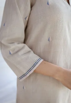 Zahira Off White Jamdani Handwoven Cotton Straight Kurta