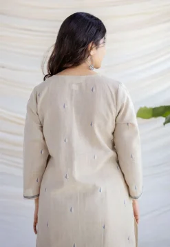 Zahira Off White Jamdani Handwoven Cotton Straight Kurta